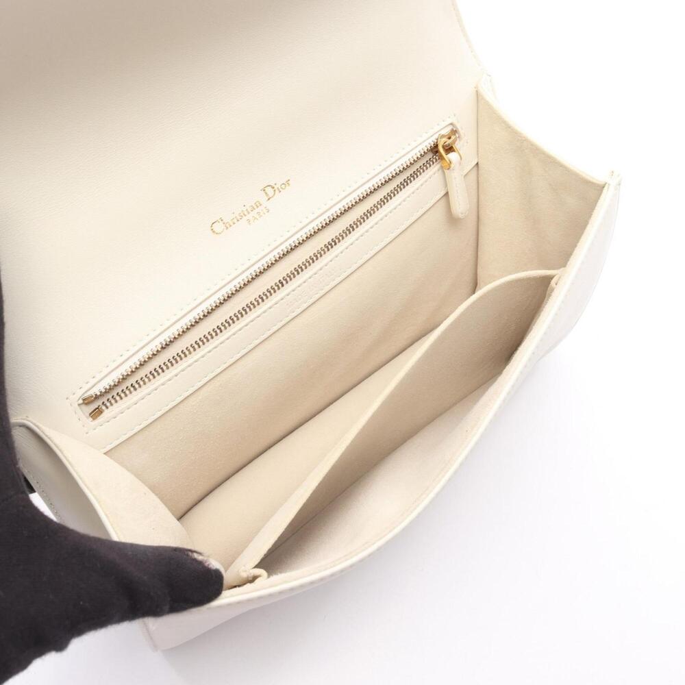 CHRISTIAN DIOR White Leather Shoulder Bag - Picture 3 of 6